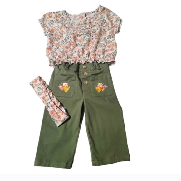 Jen's Bundle, Shoes, Matching Set, Dress & Bag - Picture 2 of 3